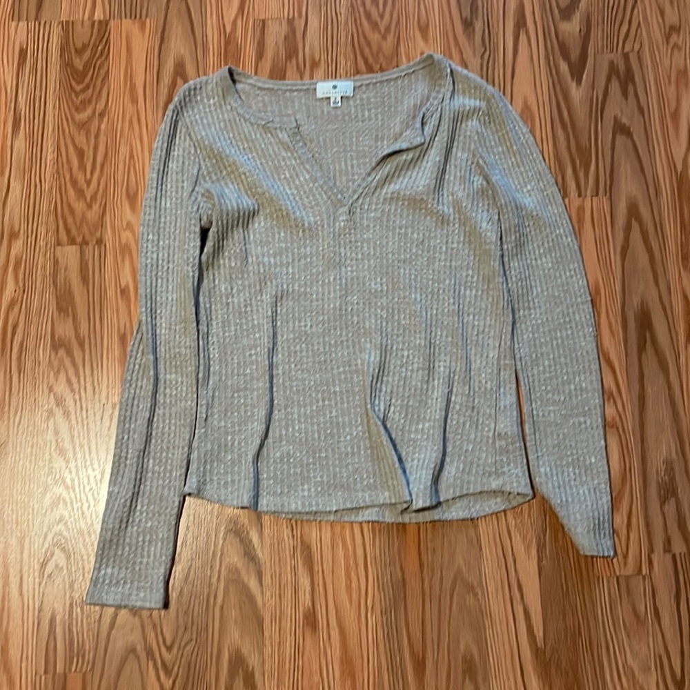 Nordstrom Socialite V Neck Oatmeal Sweater - Lightweight